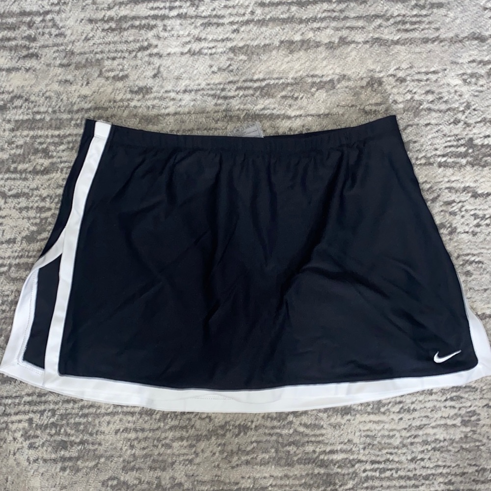 NIKE TENNIS SKIRT